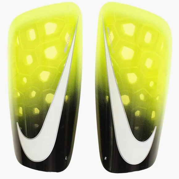 . Nike mercurial lite green shin guards size medium - Picture 5 of 5